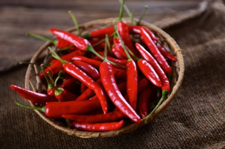 PEPERONCINO( CHILI) OLIWA EXTRA VIRGIN FARCHIONI 250ml